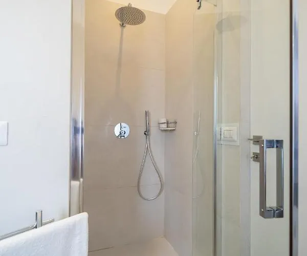 Perseo Luxe Apartment Near Colosseum *